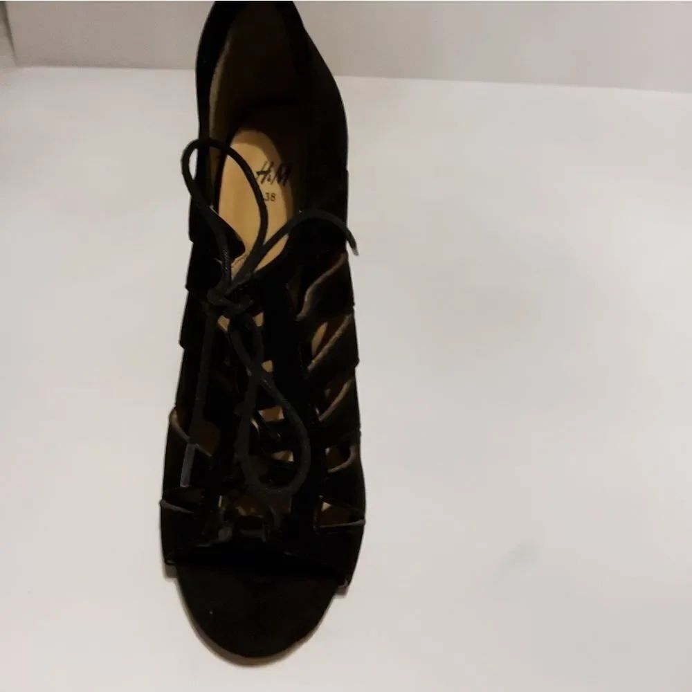 WOMEN'S H&M LACE-UP CLOSURE SHOES - Picture 13 of 16